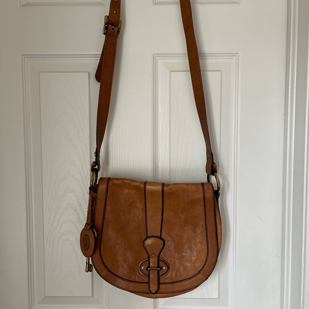 Fossil Brown Crossbody Bag with Saddle Design